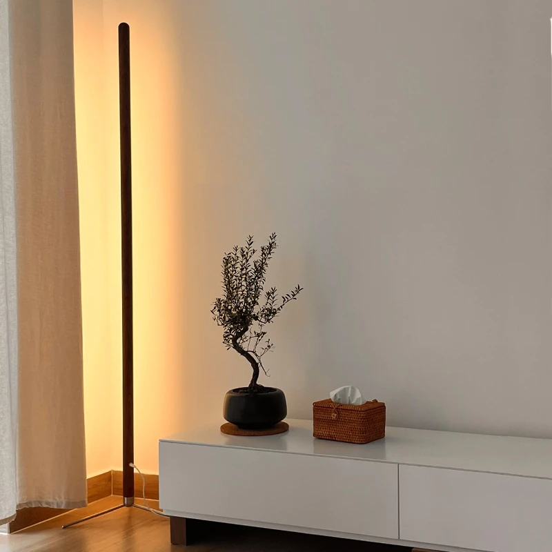 Korner Slim And Modern Solid Wood Floor Lamp 11